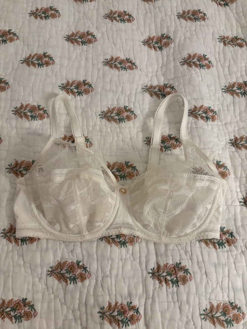 Chantelle True Lace Full Coverage Bra 34E